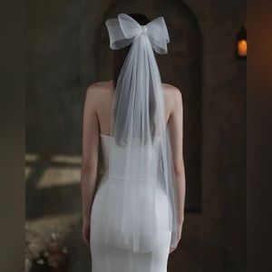 Bow Veil - brand new